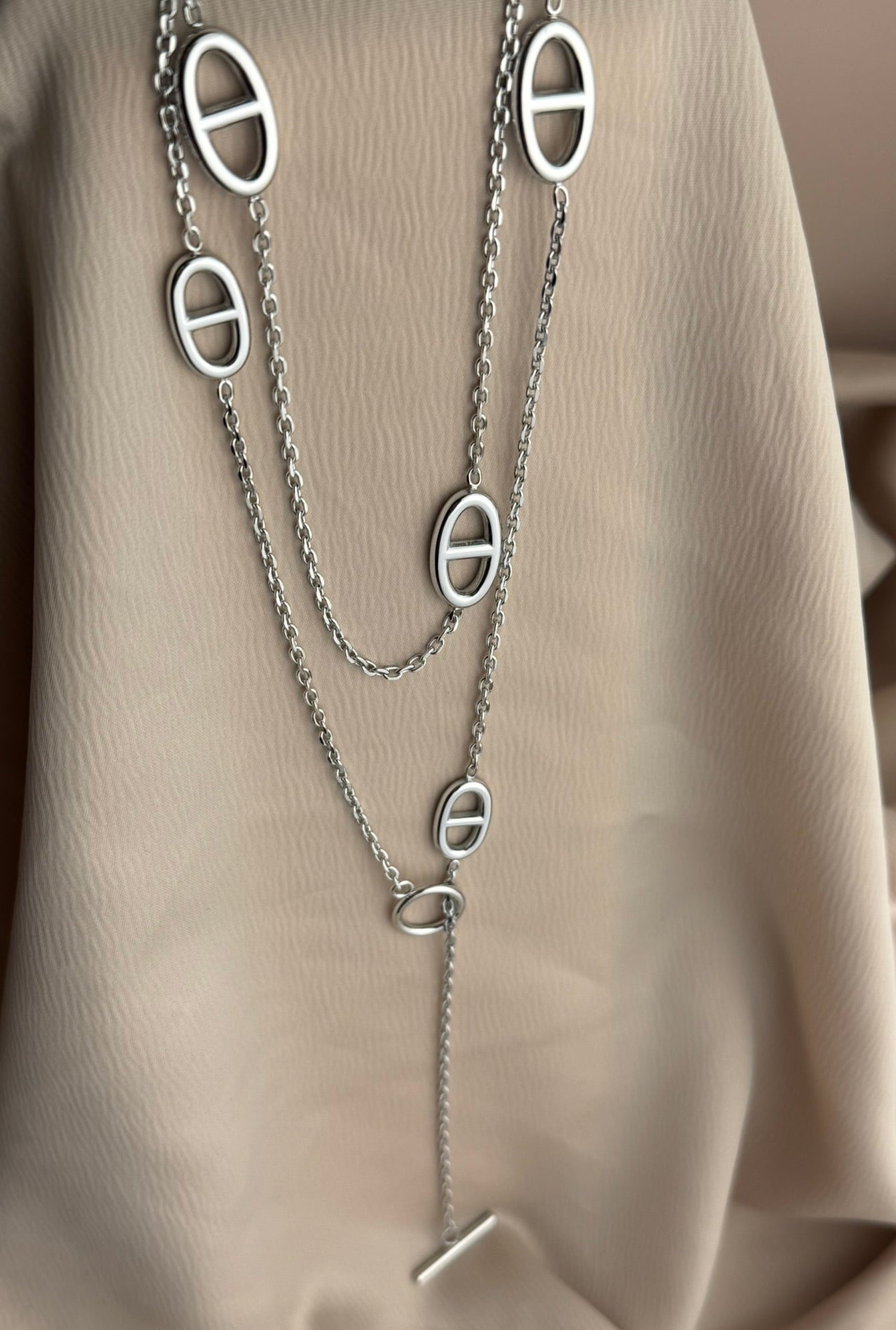 Collier Lyla